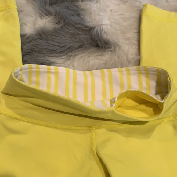 Lululemon☀️crop yoga pants - Picture 10 of 12